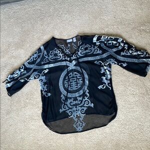 Chico’s Sheer Black Top with silvery velvet Asian Designs, size 0